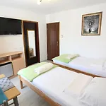 Penzion Golden Gate Dream 3*