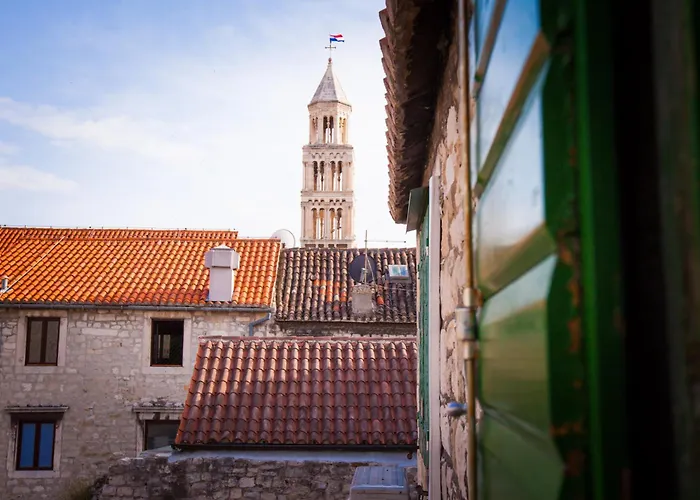 Golden Gate Dream Πανσιόν 3*