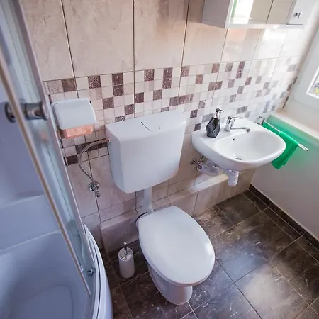 Gostinjska kuća Golden Gate Dream 3*